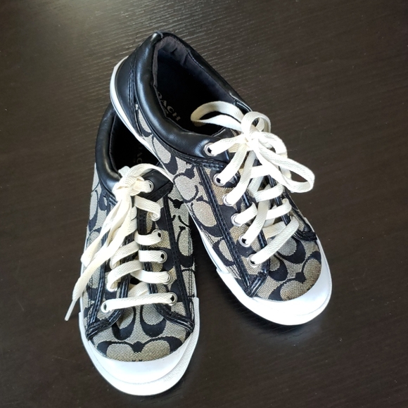 Coach shoes - Picture 2 of 12